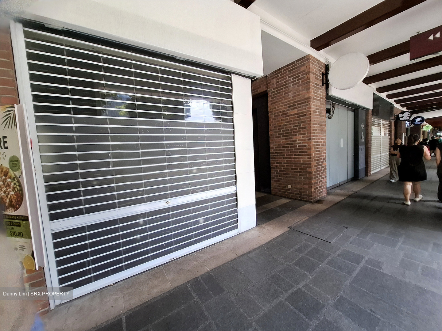 Icon Village (D2), Retail #587721281